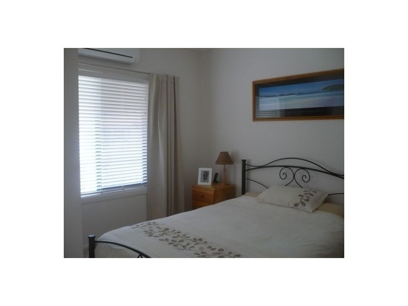 4 Goldeneye Pl, Forest Lake QLD 4078