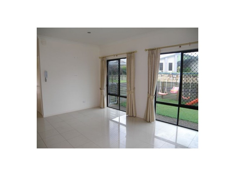 69 Edenbrooke Drive, Sinnamon Park QLD 4073