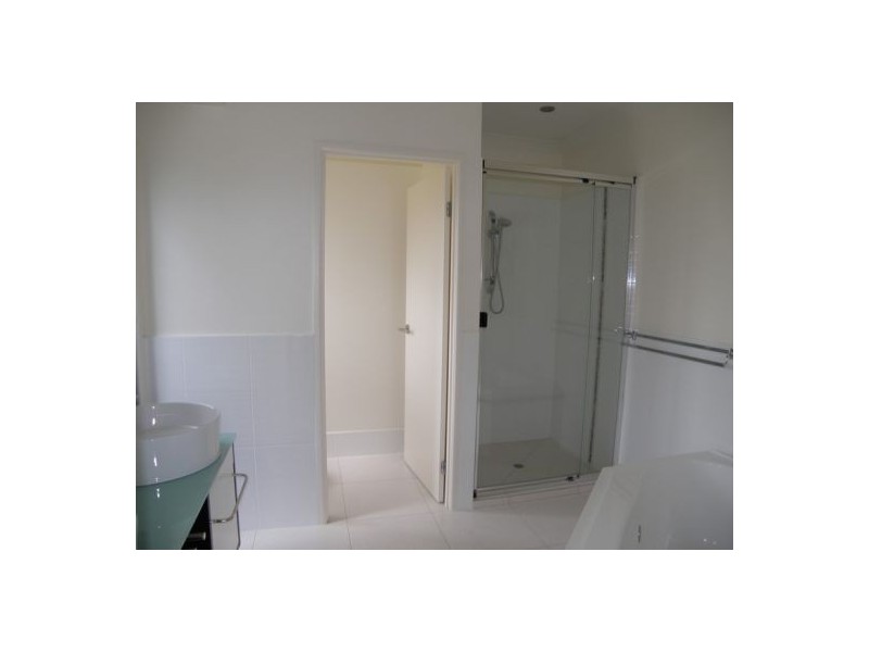 69 Edenbrooke Drive, Sinnamon Park QLD 4073