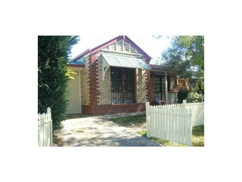 3 Birkenhead Crescent, Forest Lake QLD 4078