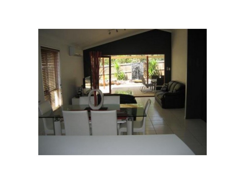 28 Jezabel Drive, Springfield Lakes QLD 4300