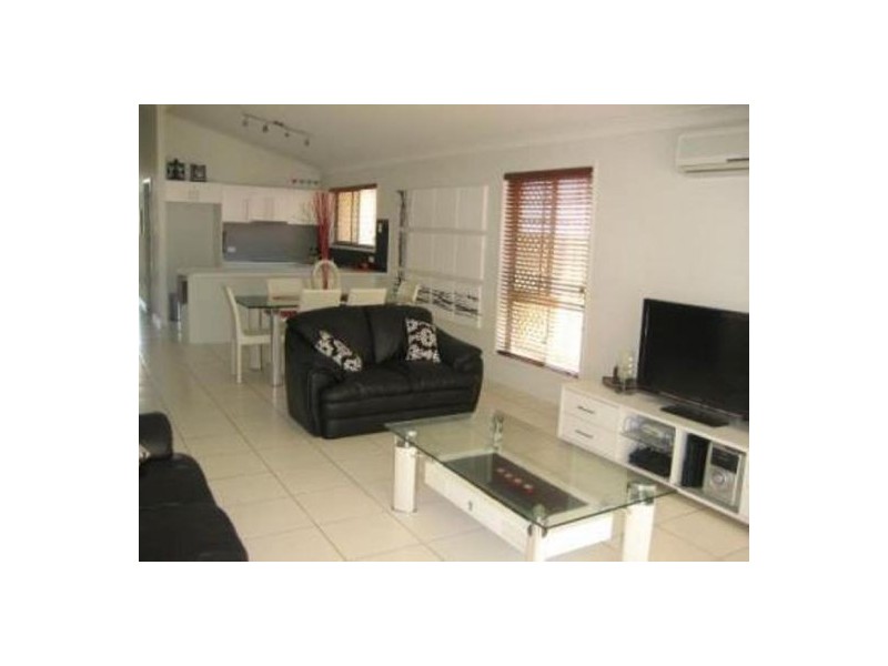 28 Jezabel Drive, Springfield Lakes QLD 4300