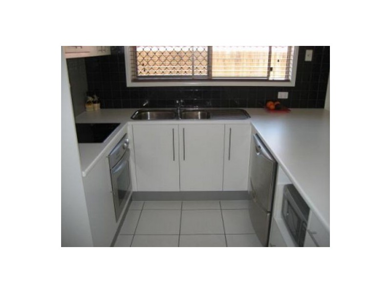 28 Jezabel Drive, Springfield Lakes QLD 4300