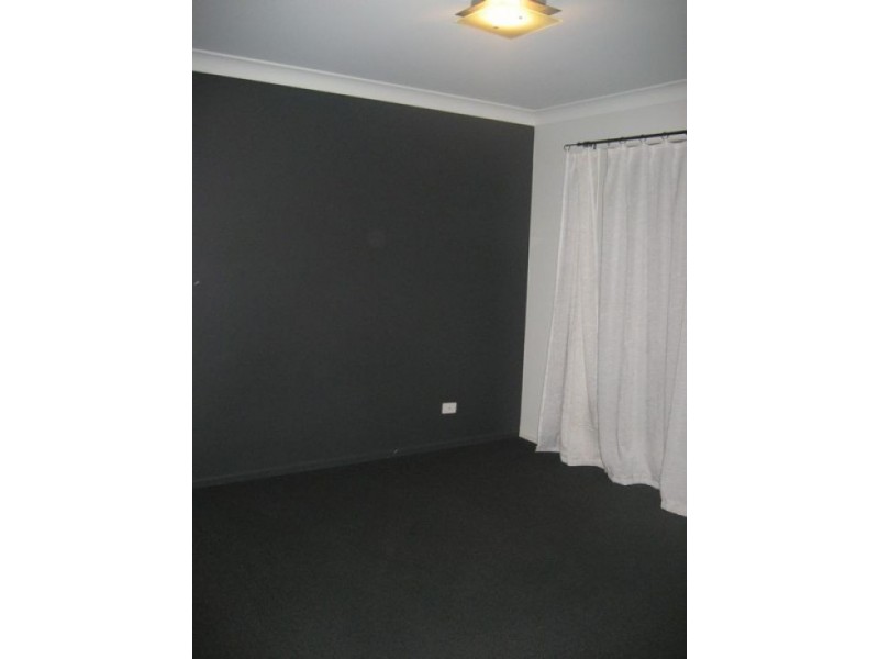 28 Jezabel Drive, Springfield Lakes QLD 4300