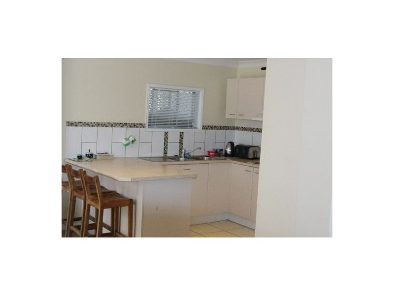 1 Vanessa Court, Camira QLD 4300