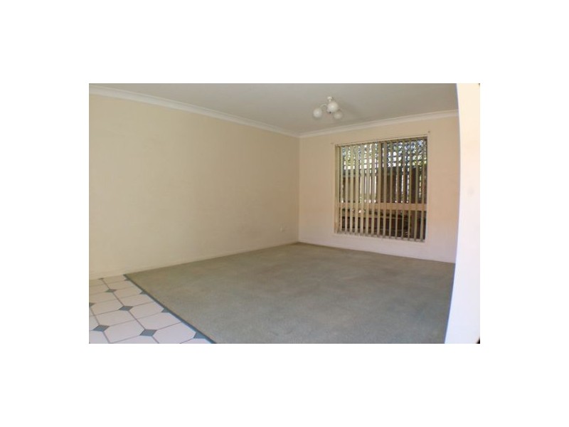 39 Ponderosa Place, Forest Lake QLD 4078