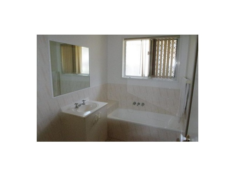 1/246 Brisbane Terrace (Cnr Rylance Street), Goodna QLD 4300