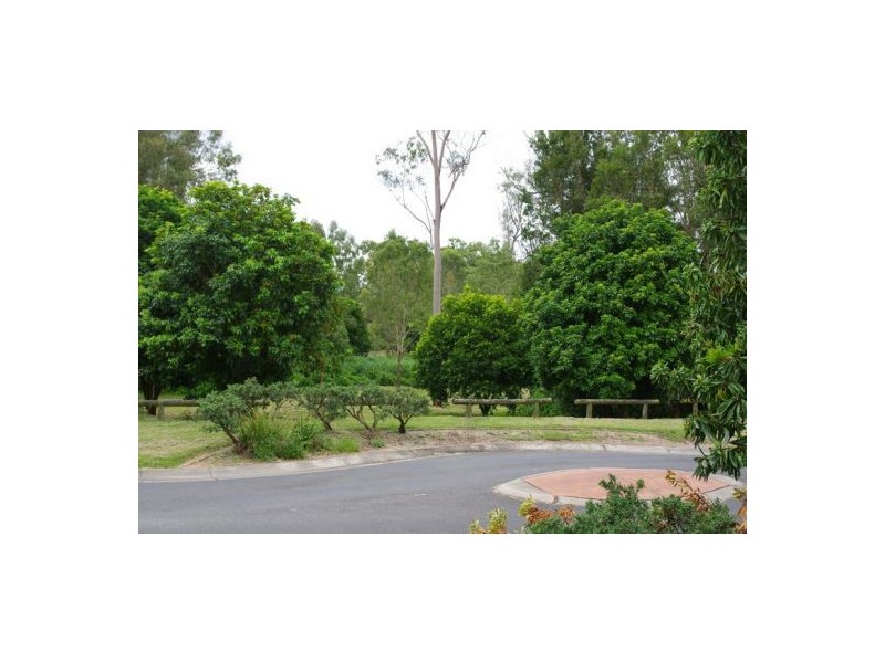 16 Derwent Place, Riverhills QLD 4074