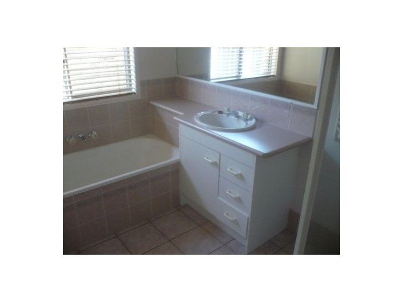 37 Ibis Circuit, Forest Lake QLD 4078