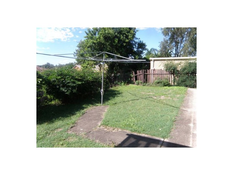 9 Athos Street, Riverhills QLD 4074