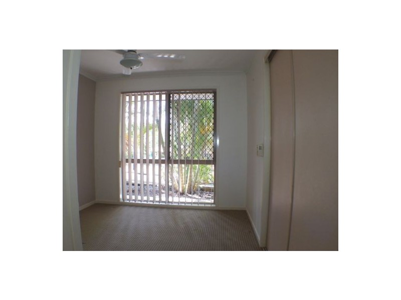 9 Rosemount Street, Sinnamon Park QLD 4073