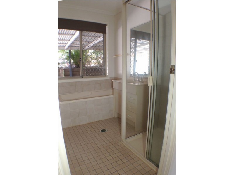 9 Rosemount Street, Sinnamon Park QLD 4073