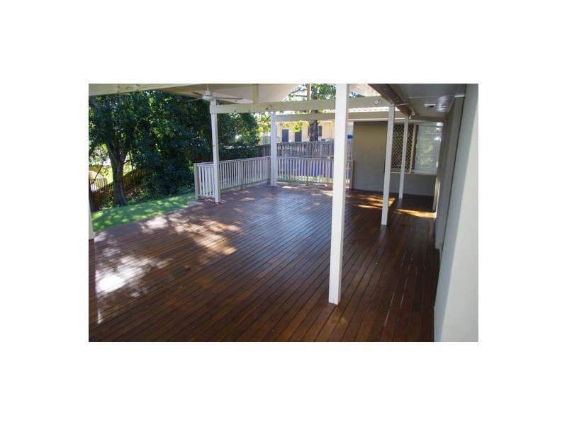 9 Penong Street, Westlake QLD 4074