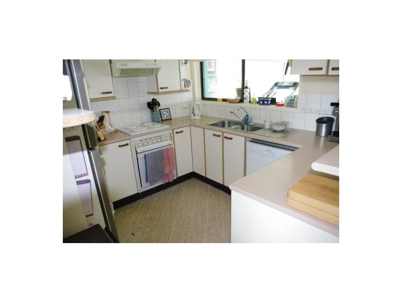 6 Halyard Street, Jamboree Heights QLD 4074