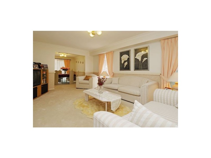 24/15 Abel Smith Crescent, Mount Ommaney QLD 4074