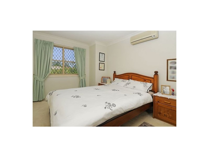 24/15 Abel Smith Crescent, Mount Ommaney QLD 4074