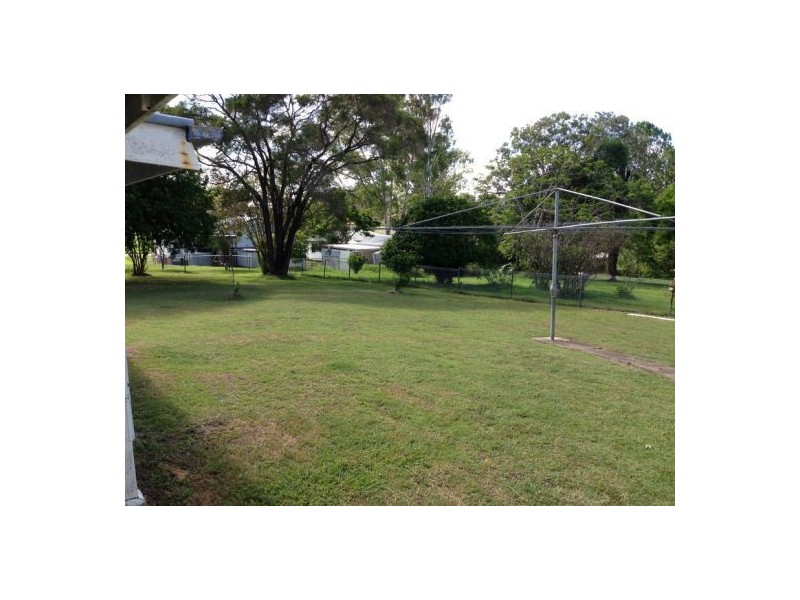 42 Alexandra St, North Booval QLD 4304