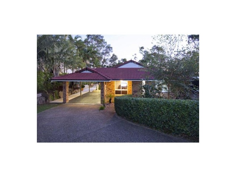 34 Leopard Tree Crescent, Sinnamon Park QLD 4073