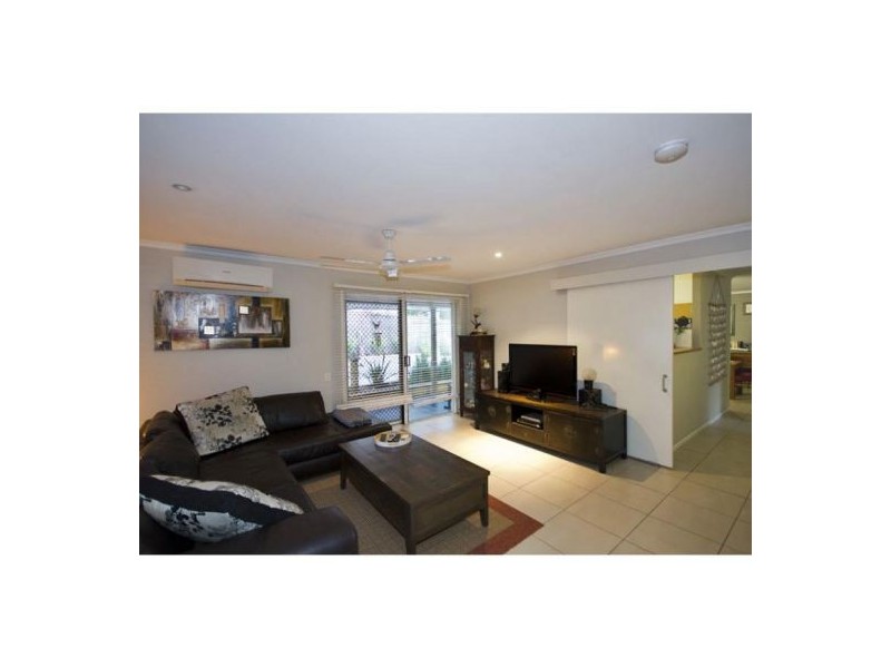 34 Leopard Tree Crescent, Sinnamon Park QLD 4073