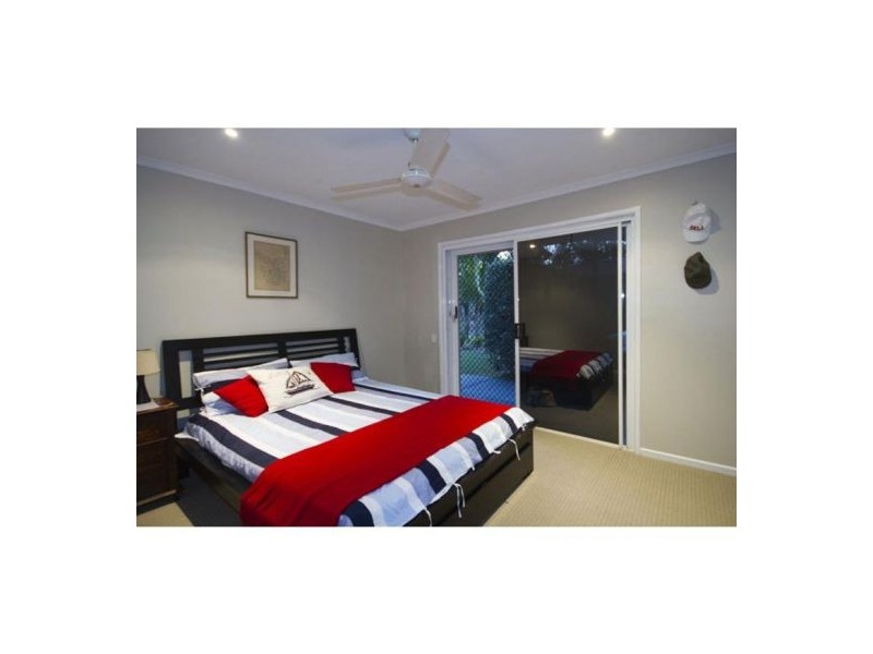 34 Leopard Tree Crescent, Sinnamon Park QLD 4073