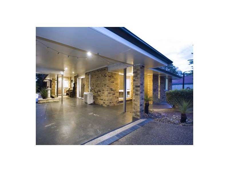 34 Leopard Tree Crescent, Sinnamon Park QLD 4073