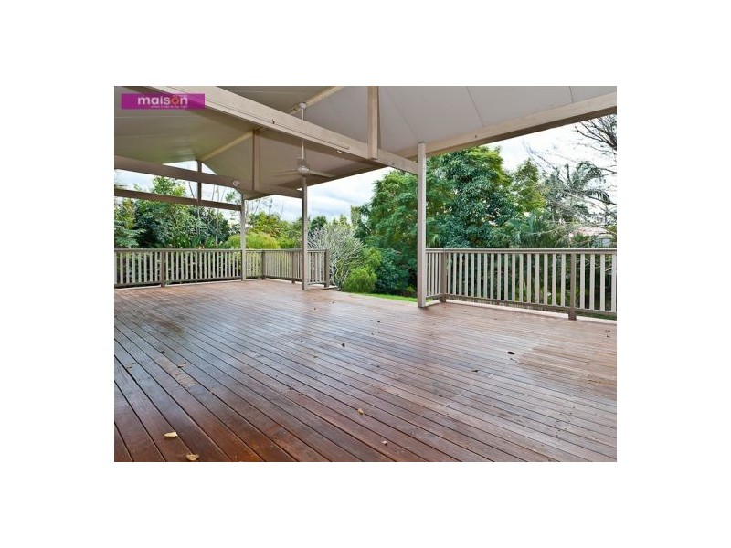 9 Penong Street, Westlake QLD 4074