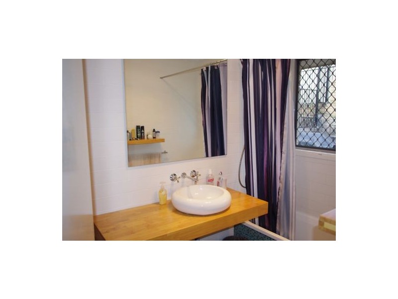 29 Dandenong Road, Jamboree Heights QLD 4074
