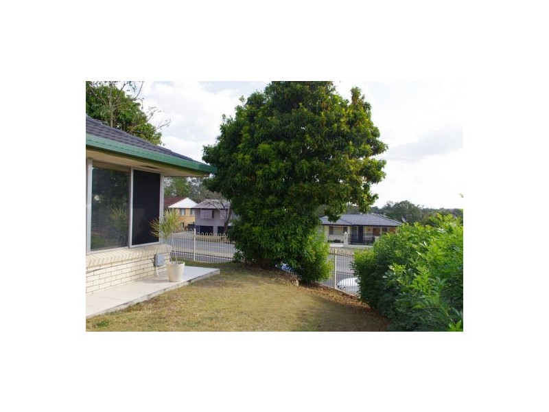 29 Dandenong Road, Jamboree Heights QLD 4074