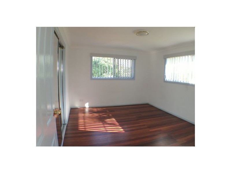84 McPherson Road, Sinnamon Park QLD 4073