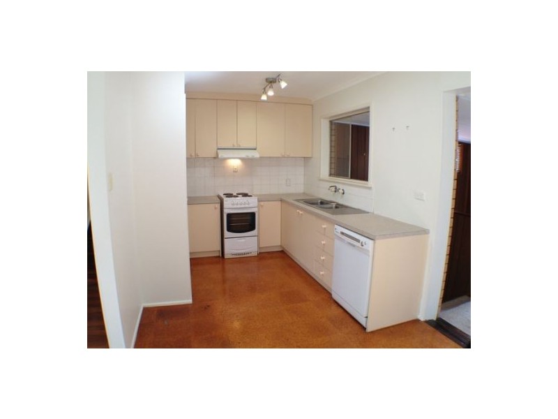 4 Tabor Street, Westlake QLD 4074