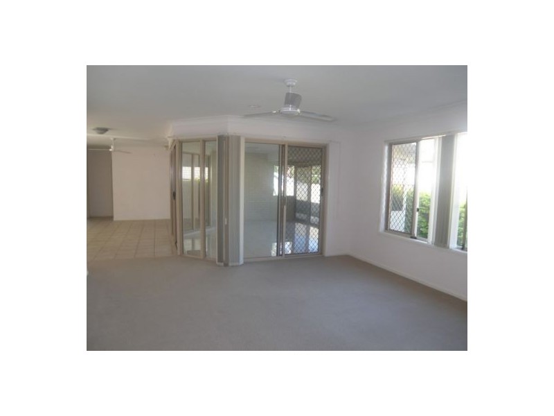 30 Loffs Road, Mount Ommaney QLD 4074