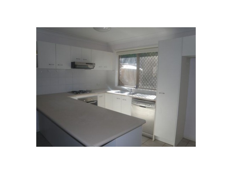 30 Loffs Road, Mount Ommaney QLD 4074