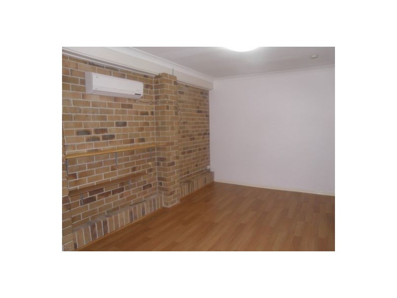 30 Loffs Road, Mount Ommaney QLD 4074