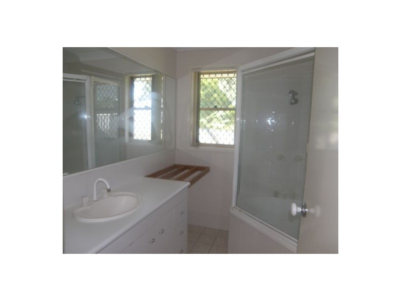 30 Loffs Road, Mount Ommaney QLD 4074