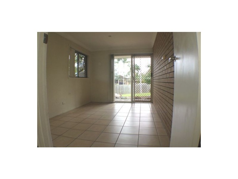 10 Macfarlane Street, Riverhills QLD 4074