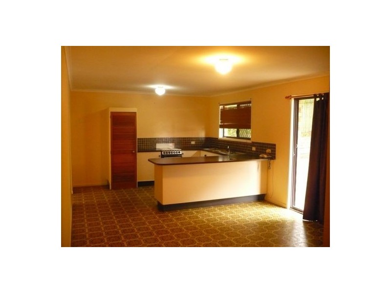 6 Fathom Close, Jamboree Heights QLD 4074