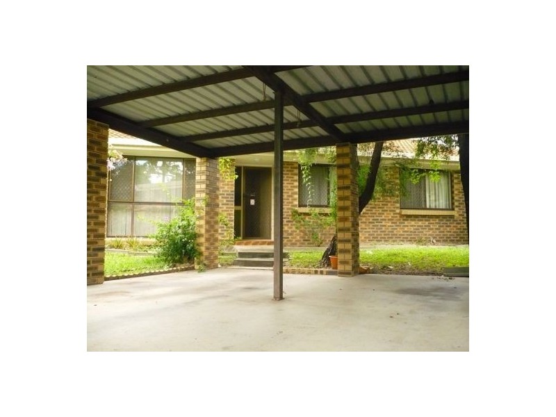 6 Fathom Close, Jamboree Heights QLD 4074