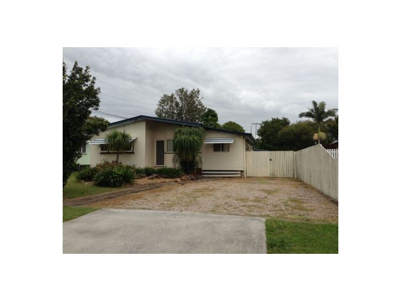 17 Thompson Street, Silkstone QLD 4304