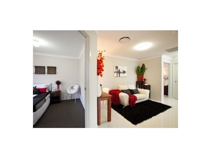 2 Dray Court, Riverhills QLD 4074