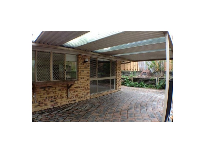 28 Eurabbie Street, Middle Park QLD 4074