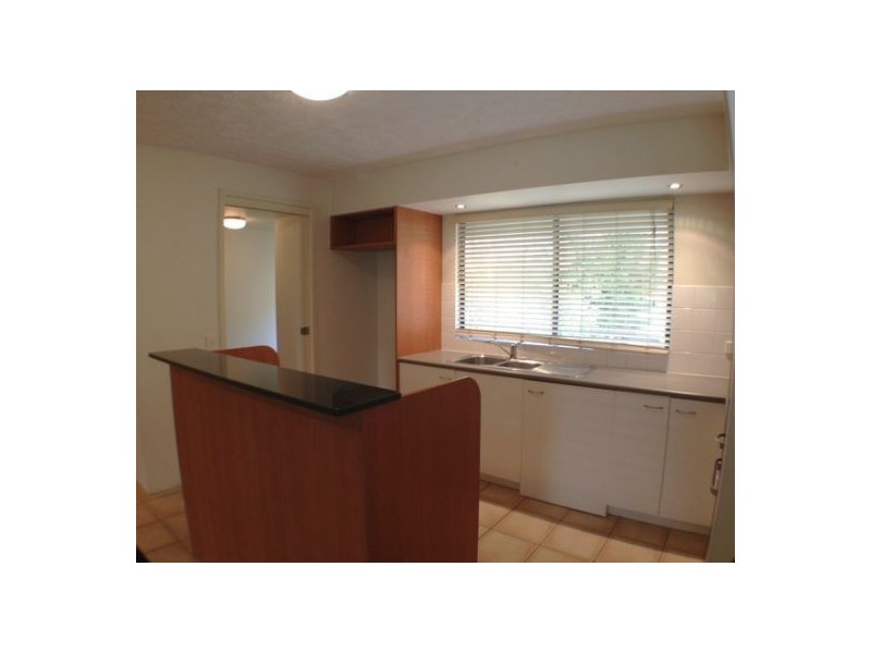 2/360 Grand Avenue, Forest Lake QLD 4078