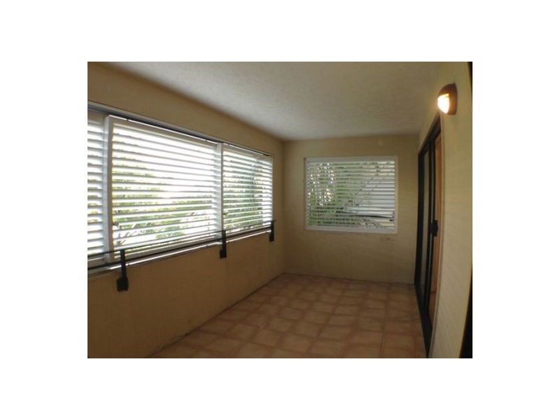 2/360 Grand Avenue, Forest Lake QLD 4078