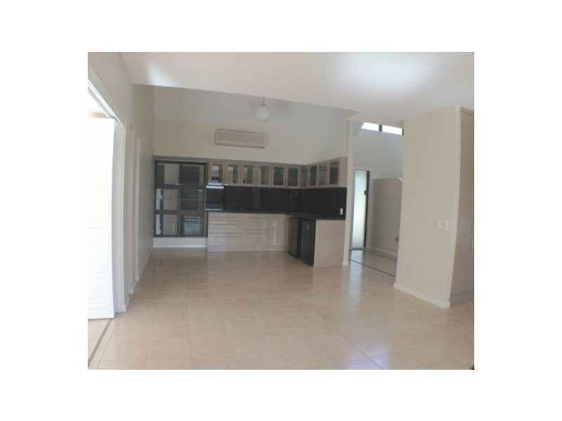 68 Colonsay Street, Middle Park QLD 4074