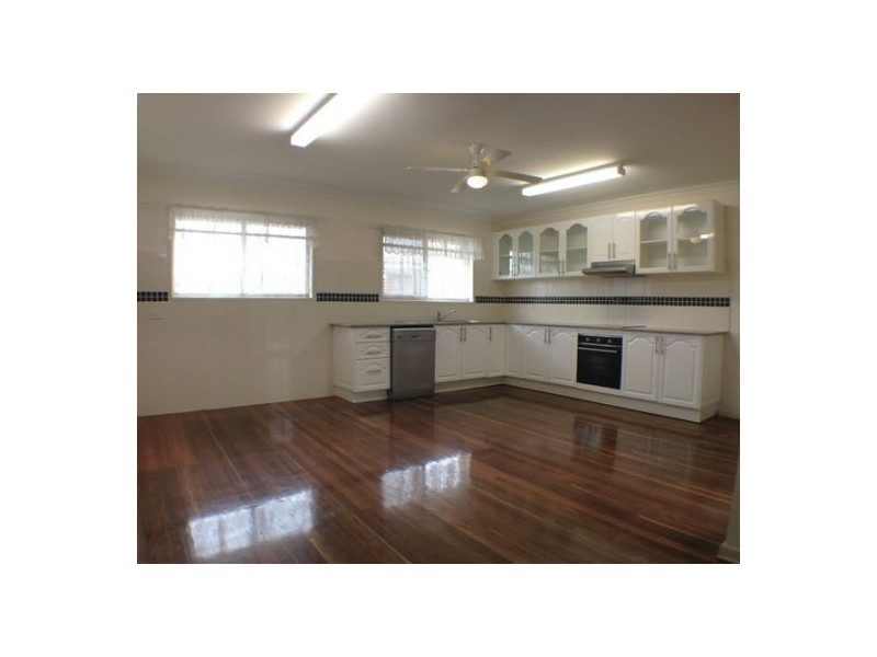 4 Elizabeth Street, Toowong QLD 4066