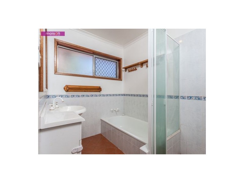 42 Masthead Street, Jamboree Heights QLD 4074