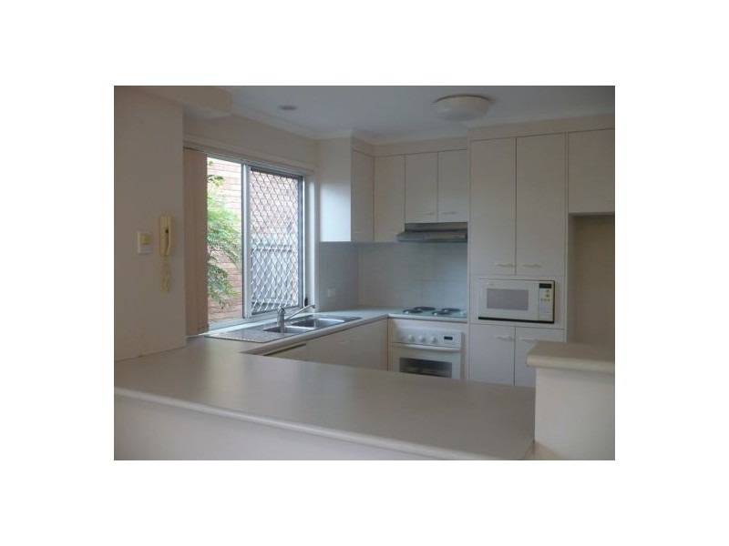 8/1 Abel Smith Crescent, Mount Ommaney QLD 4074