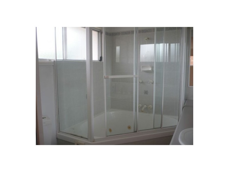 8/1 Abel Smith Crescent, Mount Ommaney QLD 4074