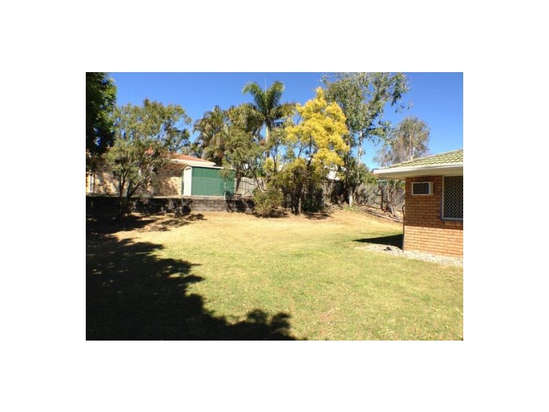 68 Pallert Street, Middle Park QLD 4074
