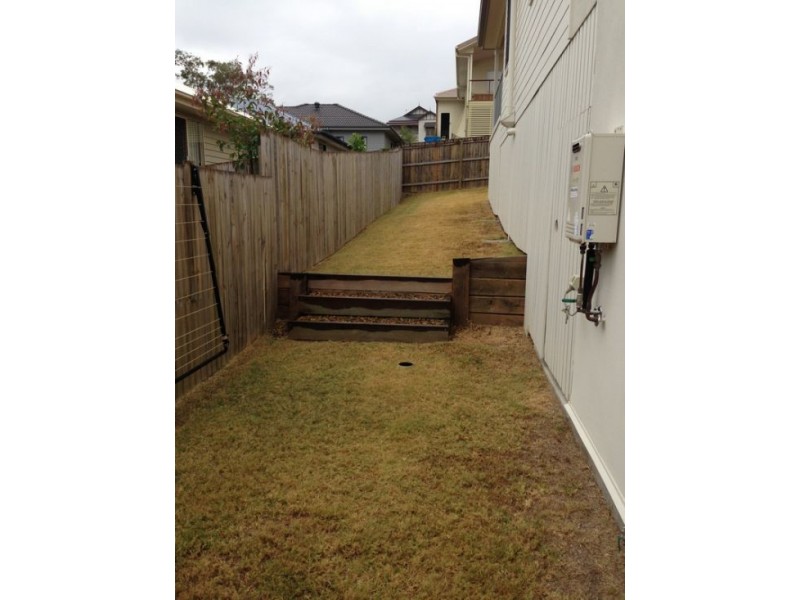 61 Caraway St, Springfield Lakes QLD 4300