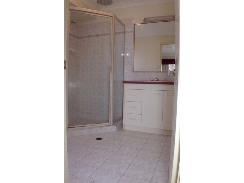 2 Teasel Crescent, Forest Lake QLD 4078